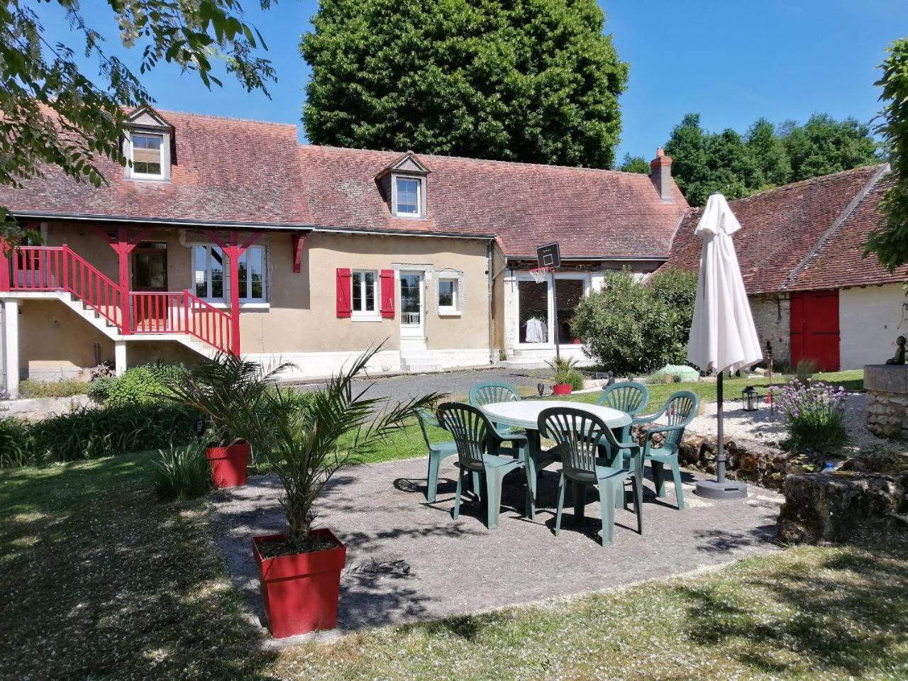 Maison De Charme Pres De Beauval Saint-Cyran-du-Jambot Kültér fotó